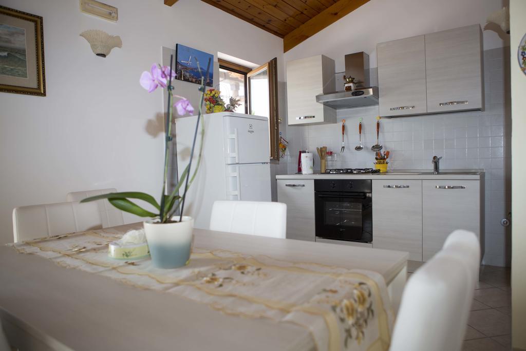Appartamento Villa Degli Ulivi Sant'Agnello Rum bild